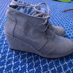 cute brown lace up wedges.